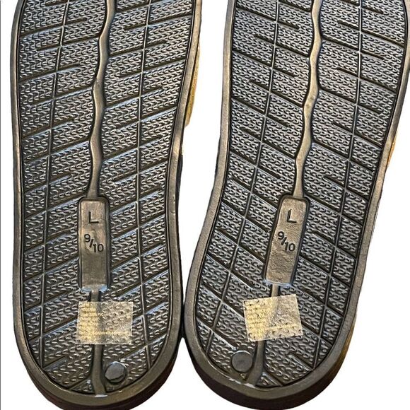 NWT I.N.C. Rainbow Love Open toe Slipper size 9/10 large - Picture 6 of 6